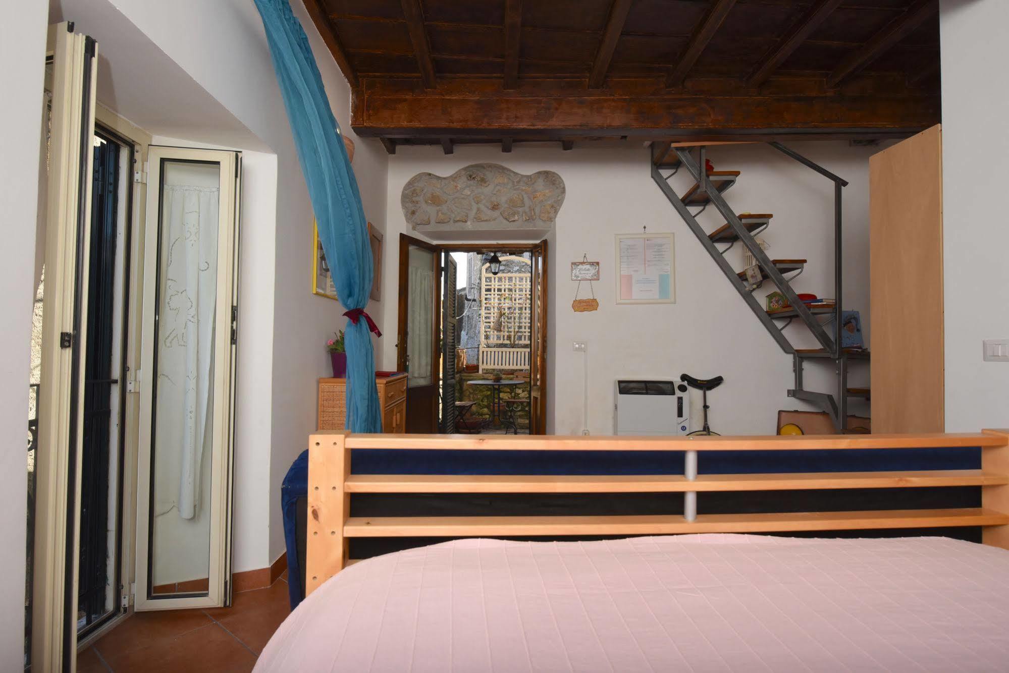 B&B Dell' Artista Артена Экстерьер фото