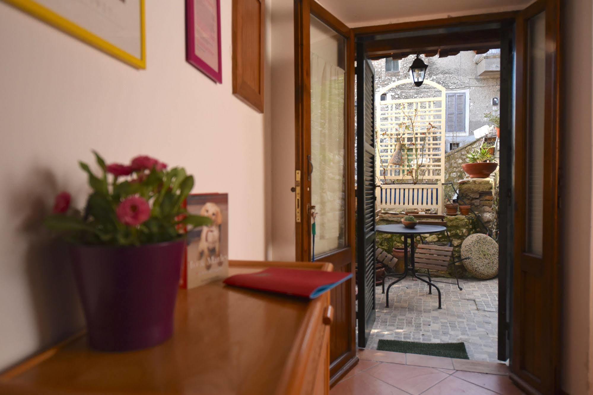 B&B Dell' Artista Артена Экстерьер фото